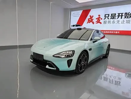 XIAOMI SU7 2024