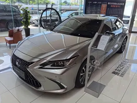 LEXUS ES — из Китая под ключ