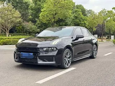 LYNK & CO 03 2021