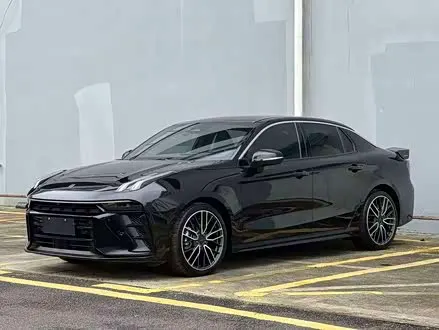 LYNK & CO 03 2025
