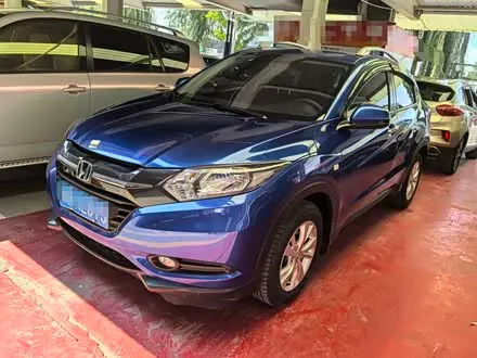 HONDA VEZEL 2015