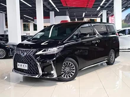 LEXUS LM 2020