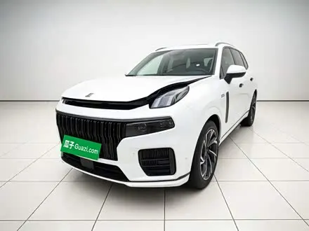 LYNK & CO 09 EM-P 2021