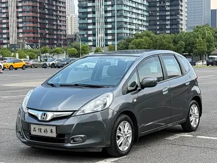 HONDA FIT 2011 — 90 000 км, Китай — под ключ — фото 1