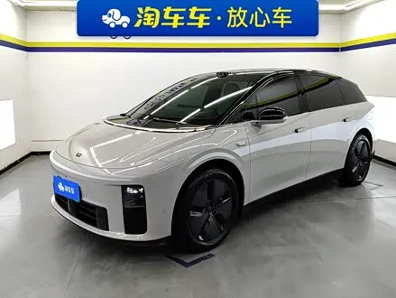 LI AUTO I6 2025