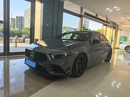 MERCEDES-BENZ A-CLASSAMG 2020