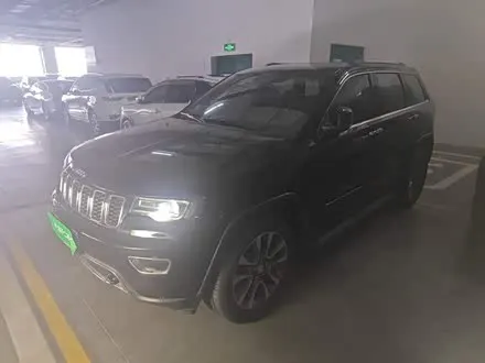 JEEP GRAND CHEROKEE — из Китая под ключ