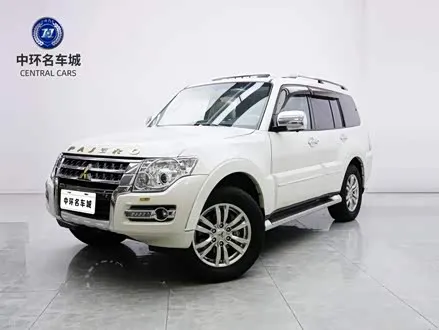MITSUBISHI PAJERO 2019
