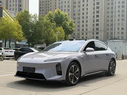 NIO ET5 2025