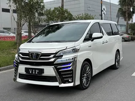 TOYOTA VELLFIRE 2020