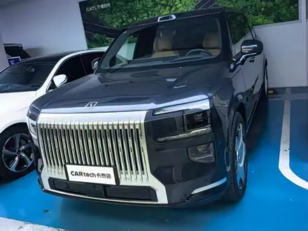 ZEEKR 9X 2025