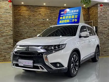 MITSUBISHI OUTLANDER 2019