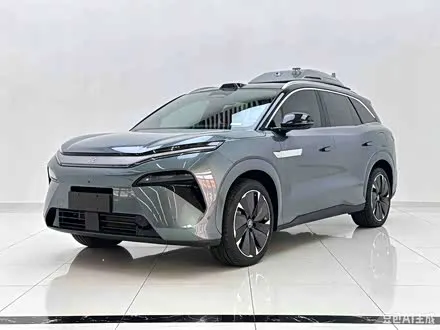 BYD TANG L 2025