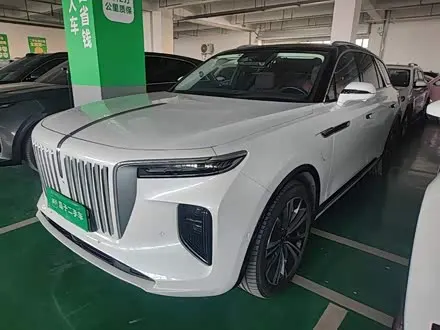 HONGQI E-HS9 2021