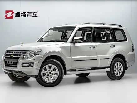 MITSUBISHI PAJERO V93 2022