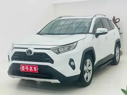 TOYOTA RAV4 — из Китая под ключ