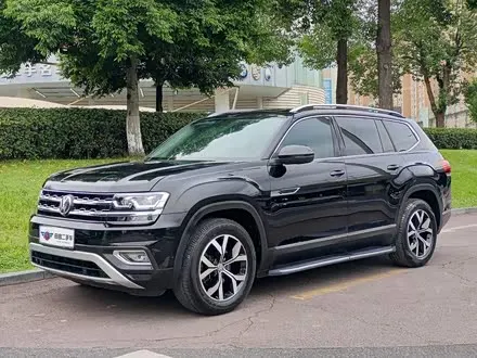 VOLKSWAGEN TERAMONT 2017