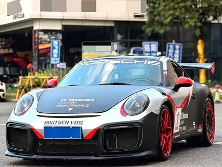 PORSCHE 911 2012