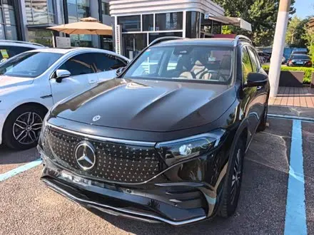MERCEDES-BENZ EQB 2025