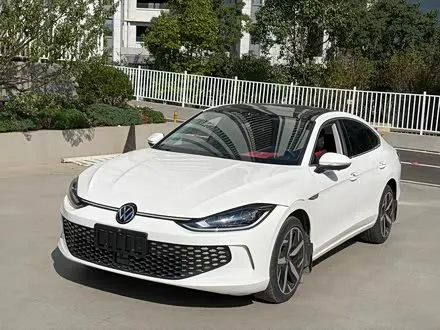 VOLKSWAGEN LAMANDO 2023