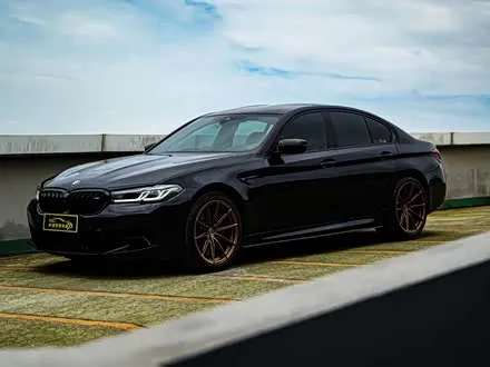 BMW M5 2021