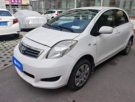 Toyota Yaris — из Китая под ключ