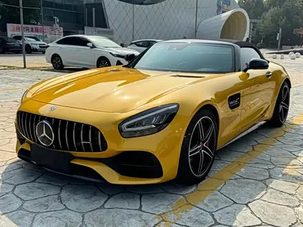 MERCEDES-AMG GT 2019