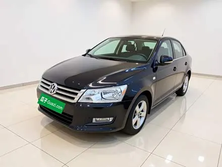VOLKSWAGEN SANTANA 2013