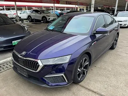 SKODA OCTAVIA 2021