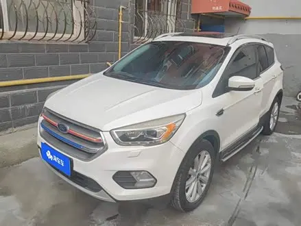 FORD KUGA 2018
