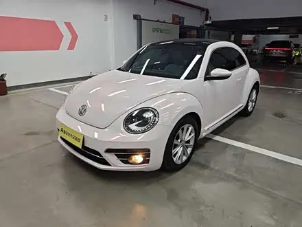 VOLKSWAGEN BEETLE 2017
