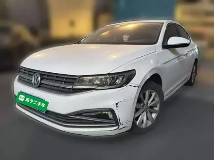 VOLKSWAGEN BORA 2019