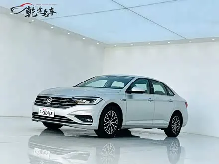 VOLKSWAGEN SAGITAR 2021