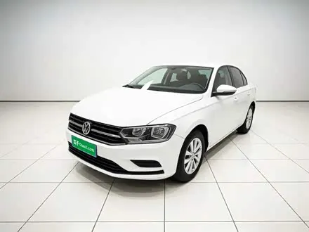 VOLKSWAGEN BORA 2017