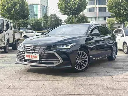 TOYOTA AVALON 2024