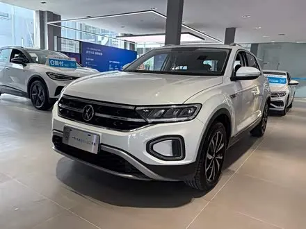 VOLKSWAGEN T-ROC 2023