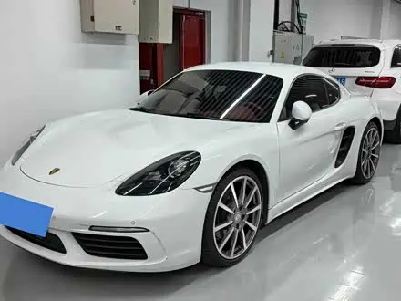 PORSCHE 718 2018