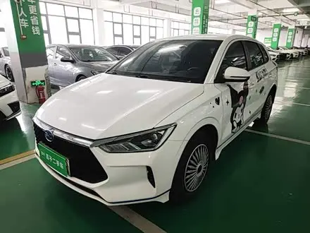BYD E2 2021