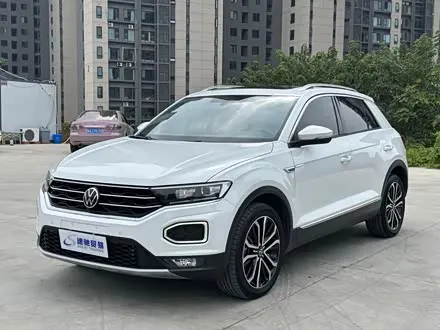 VOLKSWAGEN T-ROC 2021