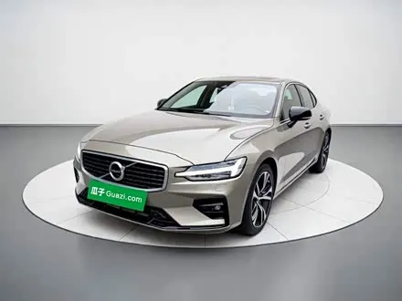 VOLVO S60 2020