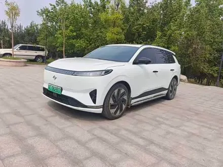 DONGFENG EΠ008 — из Китая под ключ