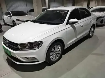 VOLKSWAGEN BORA 2019