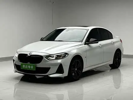 BMW 1 SERIES 2021