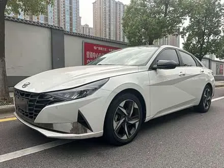HYUNDAI ELANTRA 2021