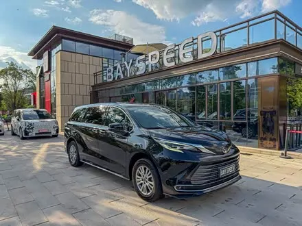 TOYOTA SIENNA 2021