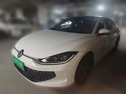 VOLKSWAGEN LAMANDO 2025
