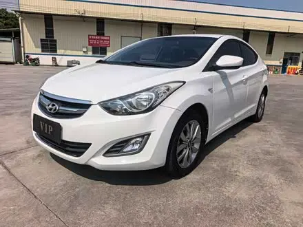 HYUNDAI ELANTRA 2015