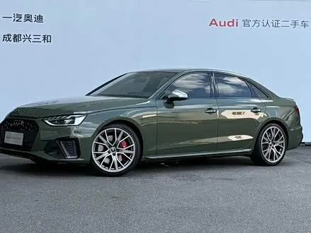 AUDI S4 2023