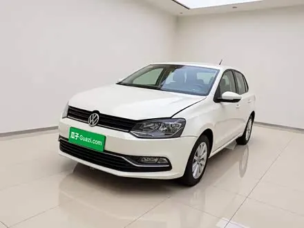 VOLKSWAGEN POLO 2014