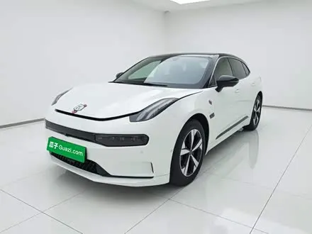 ZEEKR 001 2023